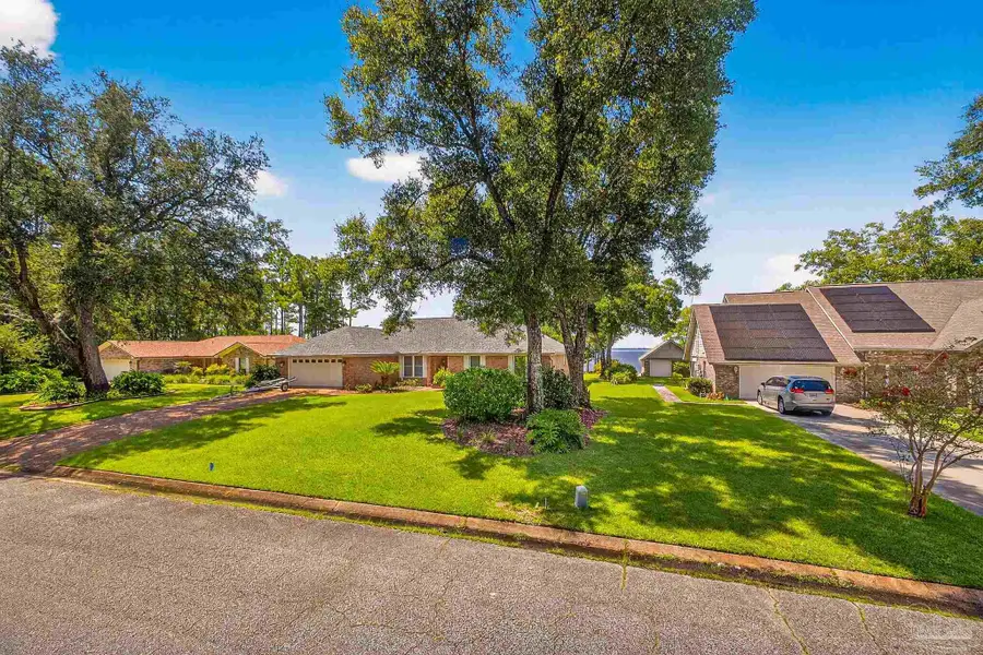 5652 Bay Forest Dr, Pensacola, FL 32526 - Image #3