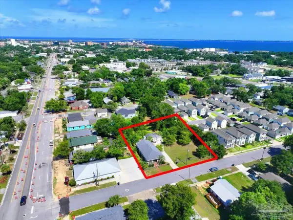 20 S I St, Pensacola, FL 32502