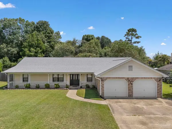 3219 Windmill Cir, Cantonment, FL 32533