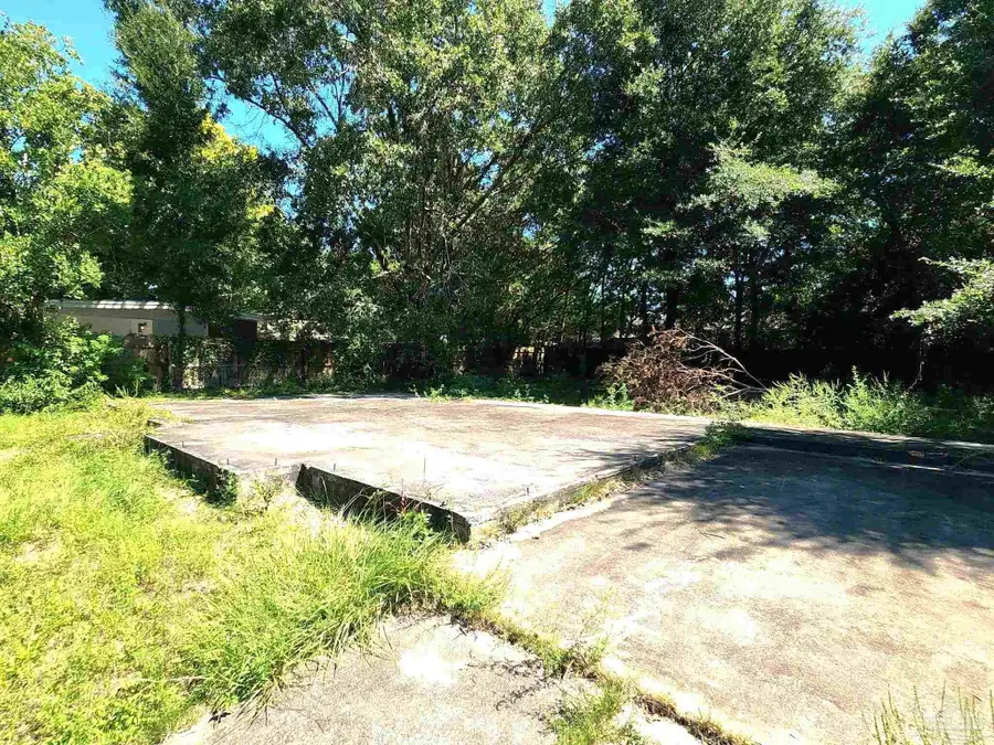 3545 Creighton Rd, Pensacola, FL 32504 - Image #2