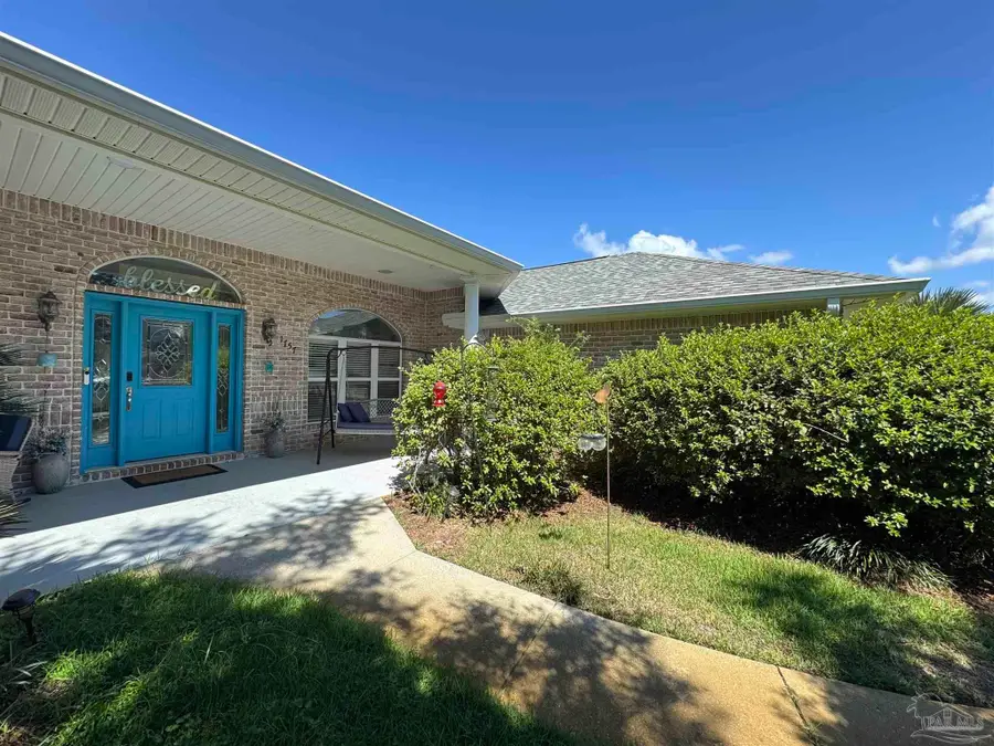 1757 Brooke Beach Dr, Navarre, FL 32566 - Image #2