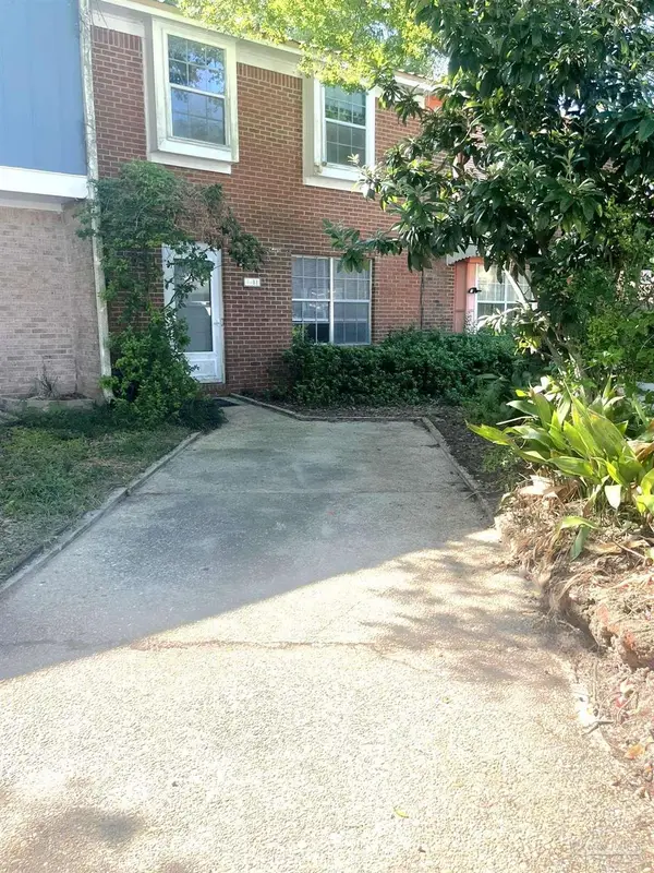 8481 Old Spanish Trl Rd, Pensacola, FL 32514