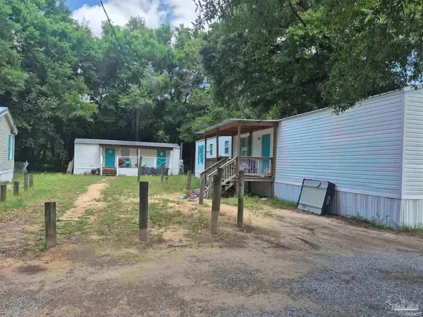 2810 Desert St, Pensacola, FL 32514