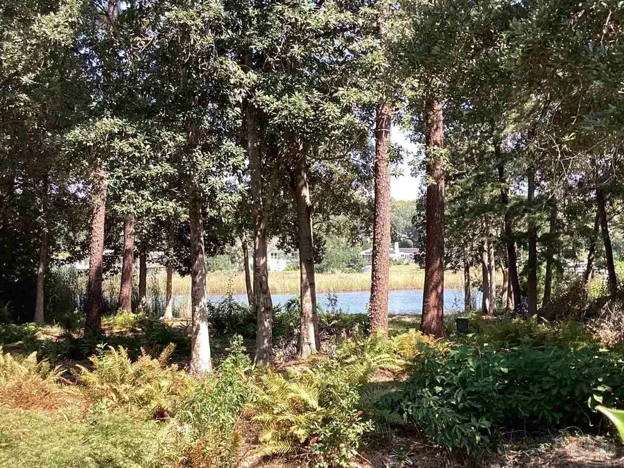 4150 Menendez Dr, Pensacola, FL 32503 - Image #2