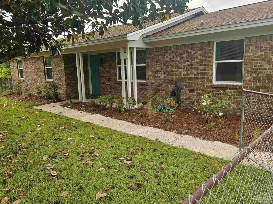 7763 Helms Rd, Pensacola, FL 32526 - Image #2