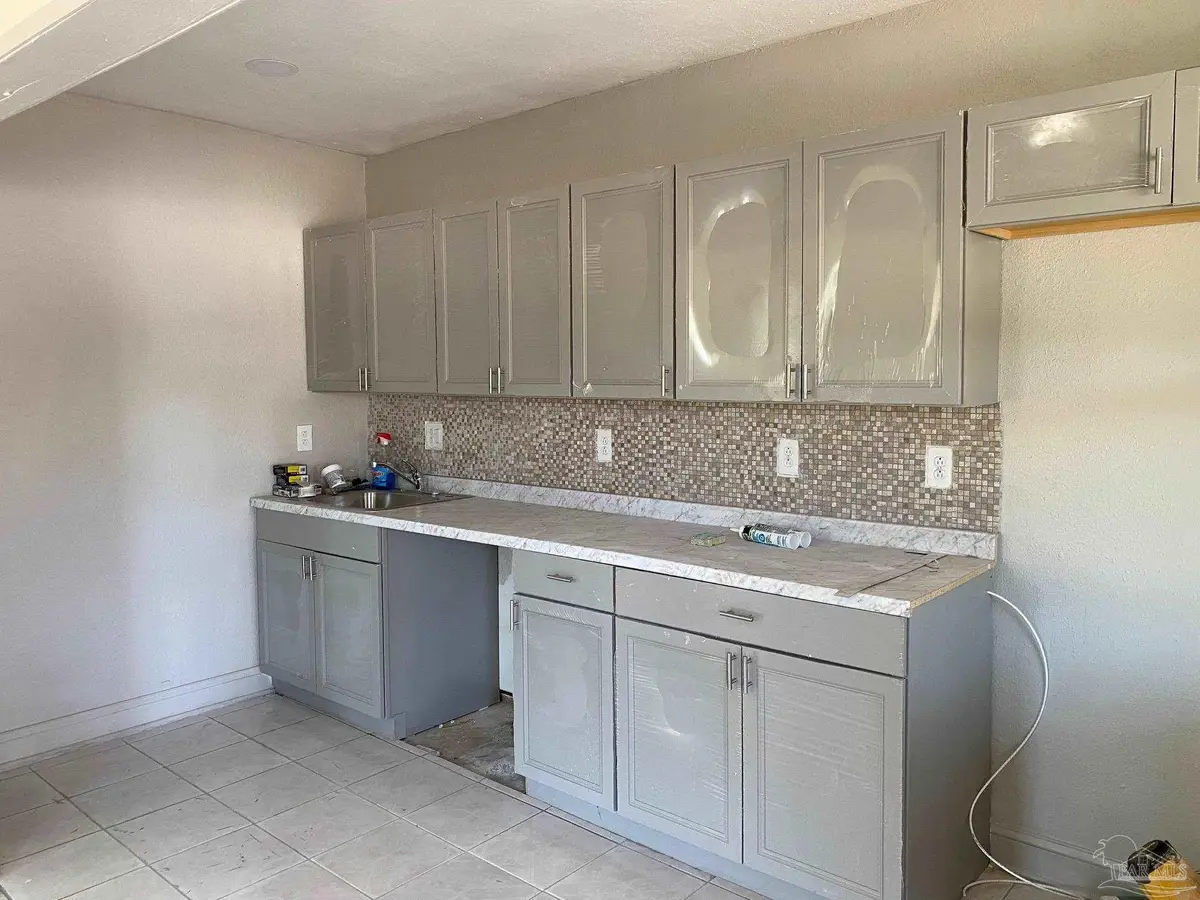 7059 & 7061 Milton Dr, Milton, FL 32583 - Image #1