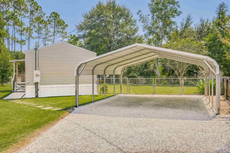 205 Bridge City Dr, Pensacola, FL 32506 - Image #2