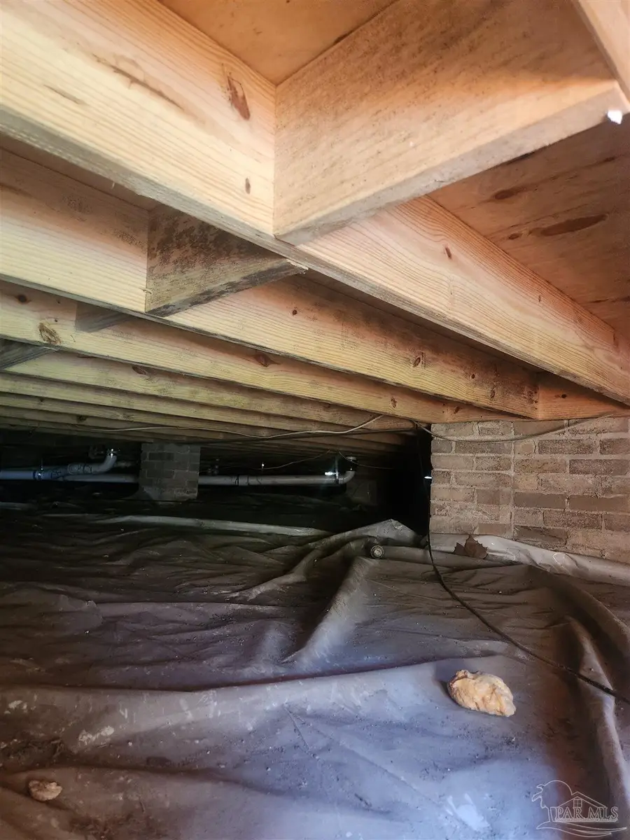 301 Homeland Ave, Cantonment, FL 32533 - Image #3