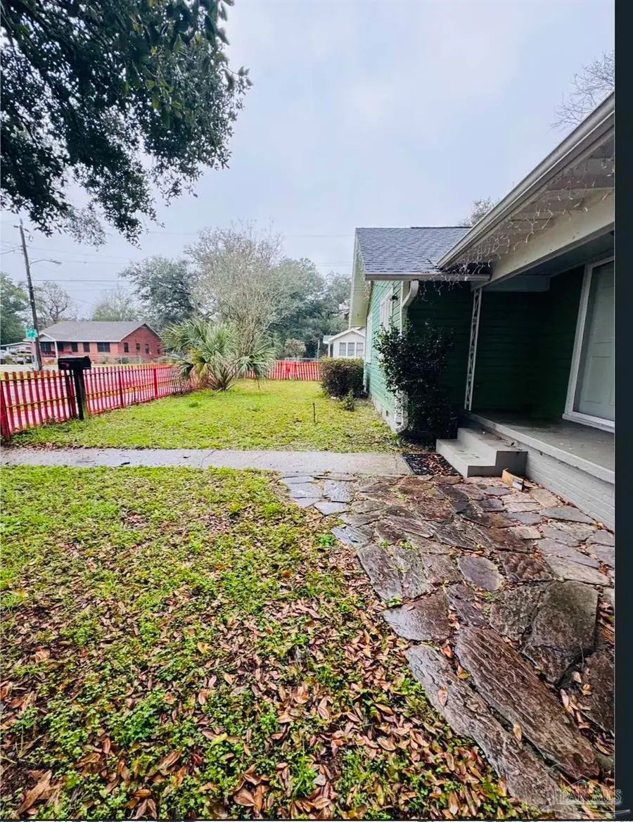3120 W Lee St, Pensacola, FL 32507 - Image #2