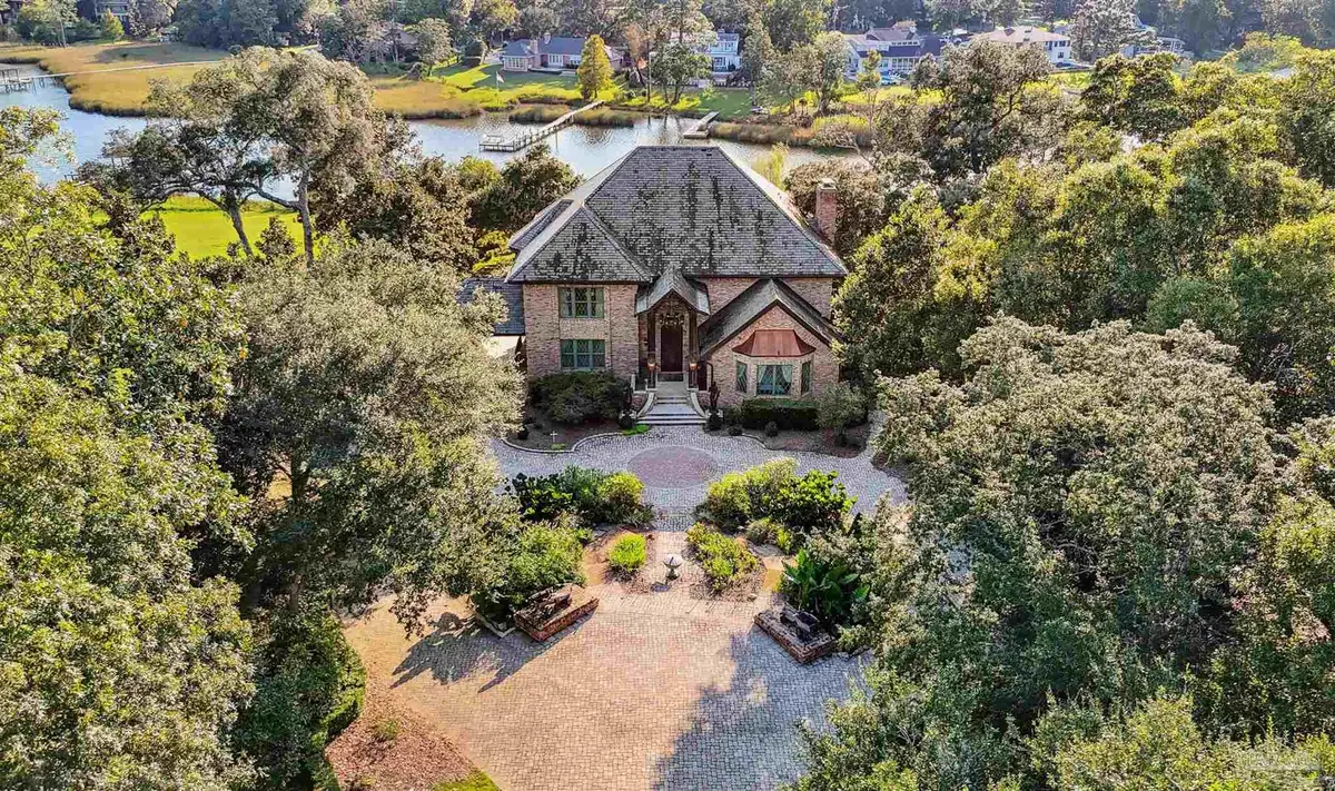 835 Tanglewood Dr, Pensacola, FL 32503 - Image #1