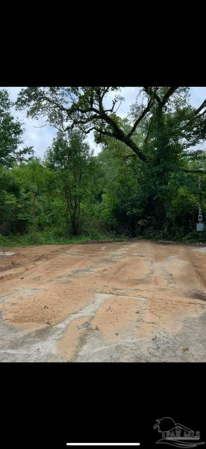 7660 Aaron Dr, Pensacola, FL 32534 - Image #3