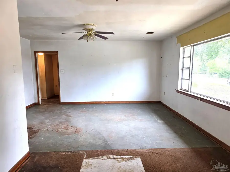 1631 E Maura St, Pensacola, FL 32503 - Image #2