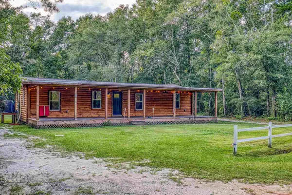 2989 N 5th Ave, Milton, FL 32583