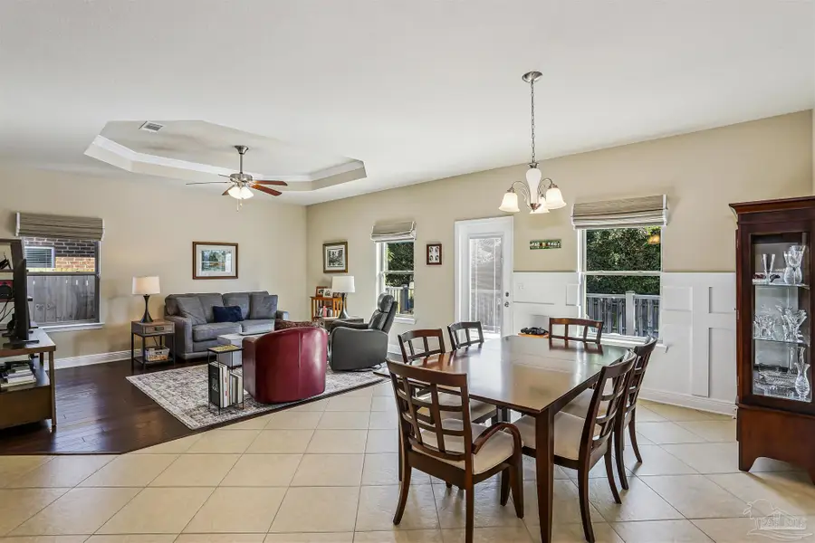 1806 Coast Ct, Gulf Breeze, FL 32563 - Image #2