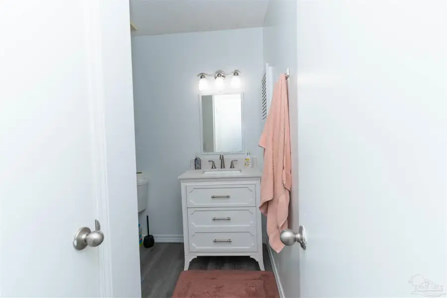 601 E Burgess Rd #G5, Pensacola, FL 32504 - Image #3