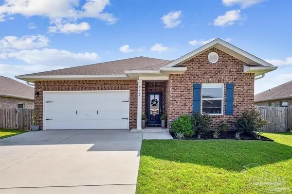 2727 Avalon St, Cantonment, FL 32533