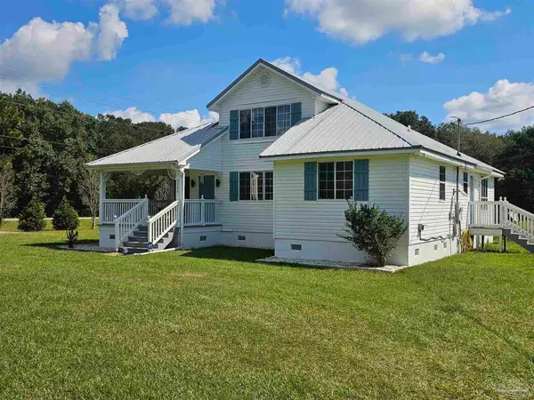 5792 Todd St, Pace, FL 32571