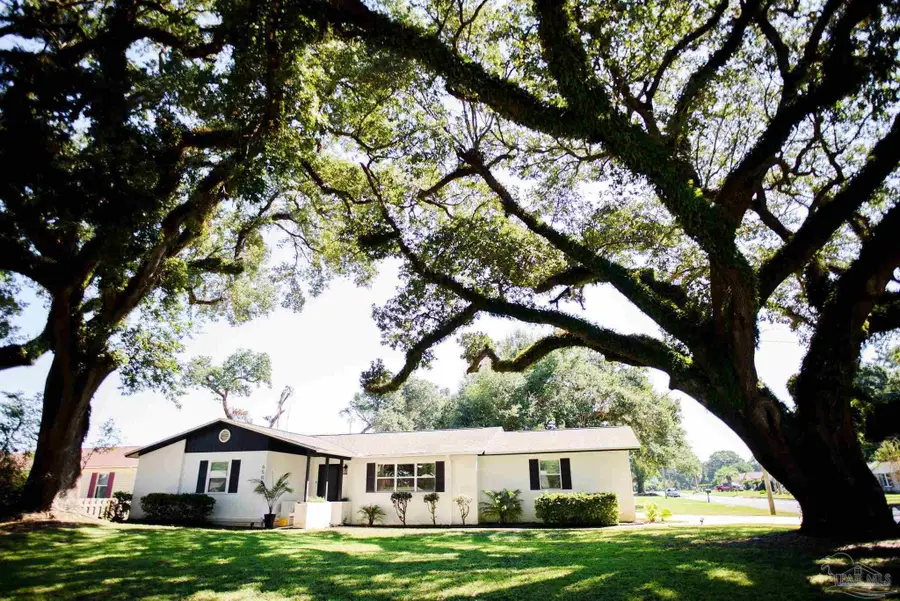 6508 Colonade Cir, Pensacola, FL 32506 - Image #2