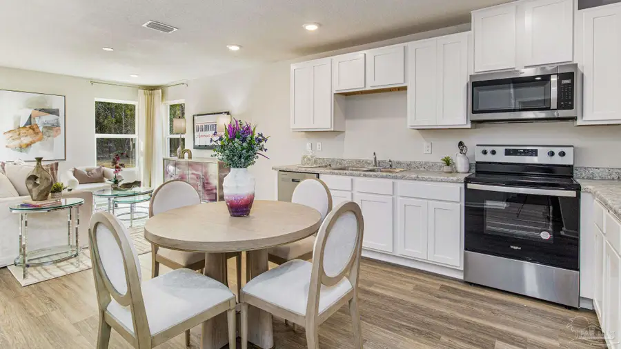 6453 Firefly Dr, Milton, FL 32583 - Image #2