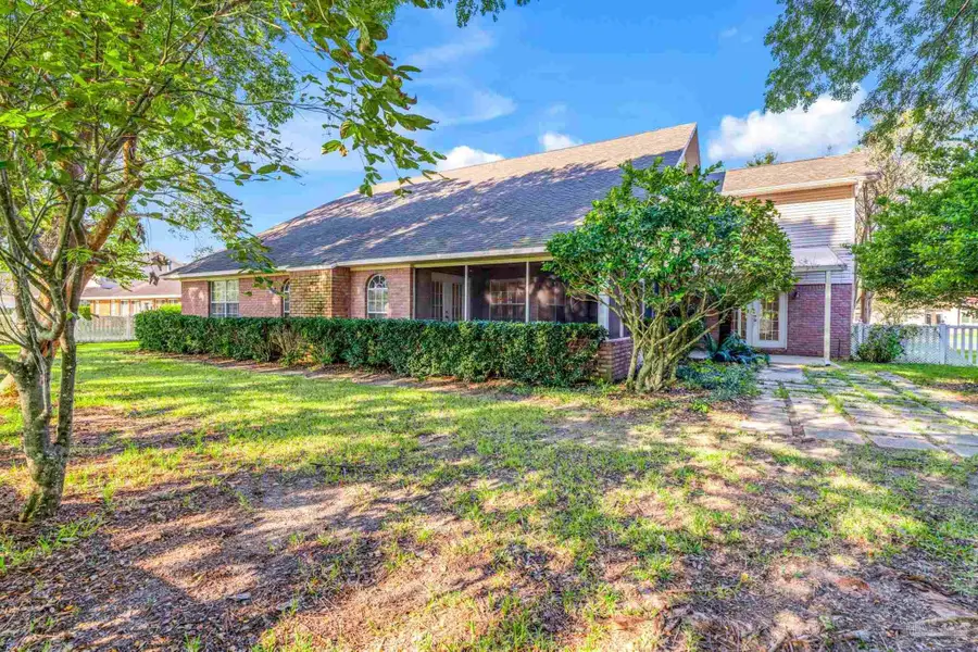 116 Mt Pilot St, Cantonment, FL 32533 - Image #2