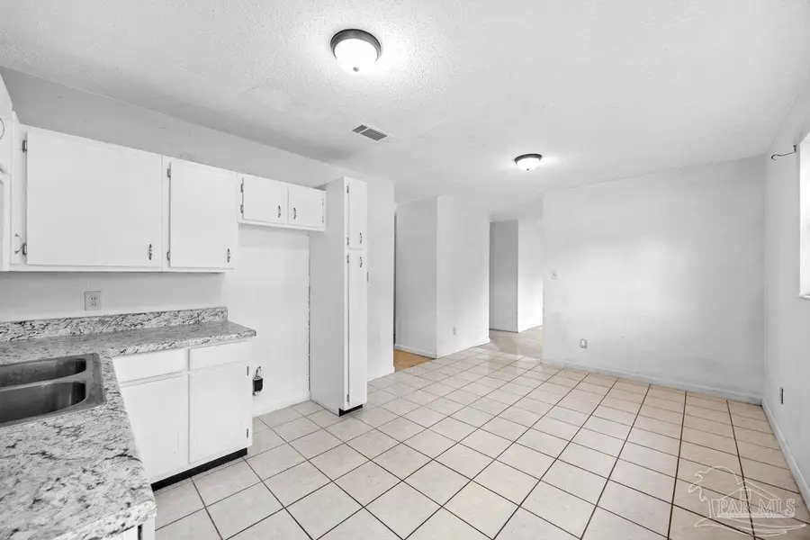 914 Twinbrook Ave, Pensacola, FL 32505 - Image #2
