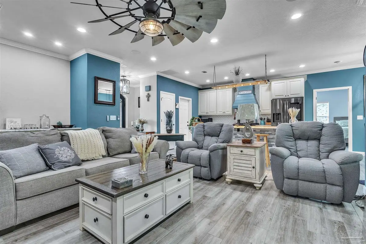 8122 Sheffield Pl, Pensacola, FL 32506 - Image #1