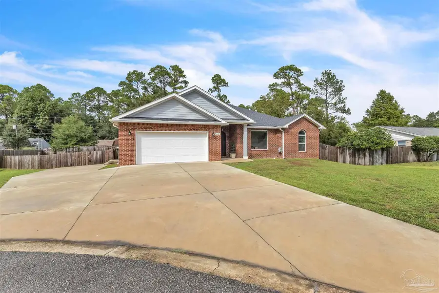 8122 Sheffield Pl, Pensacola, FL 32506 - Image #2