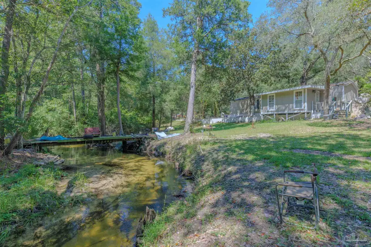 11290 Squirrel Trl, Milton, FL 32583 - Image #1