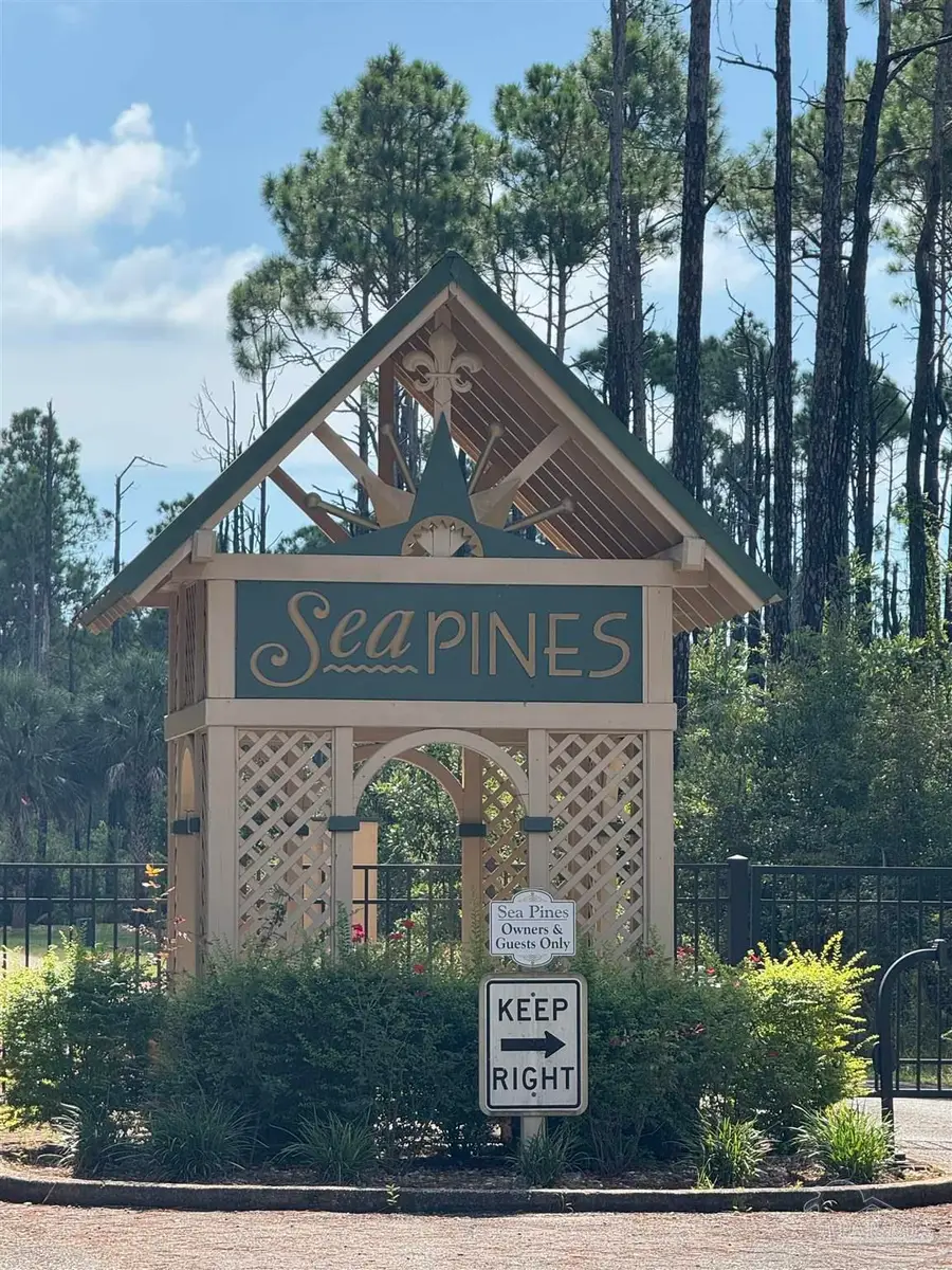 1045 Oyster Bay Dr, Milton, FL 32583 - Image #3