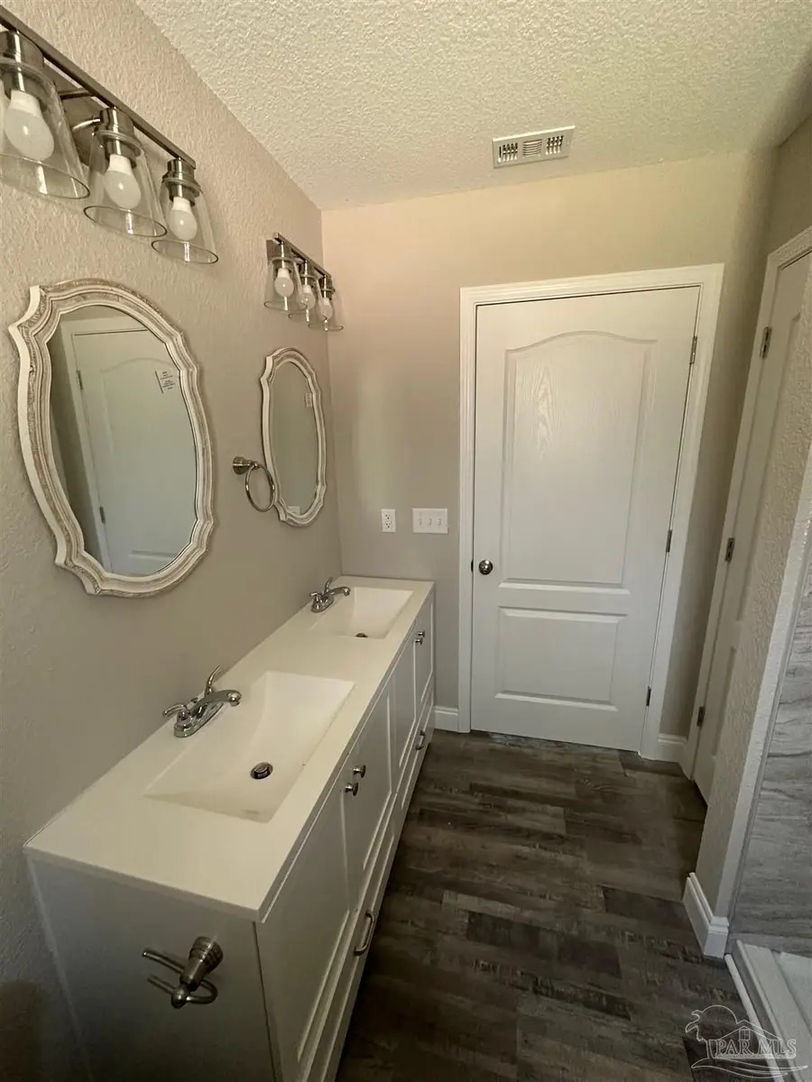 6769 Harvell St, Milton, FL 32570 - Image #3