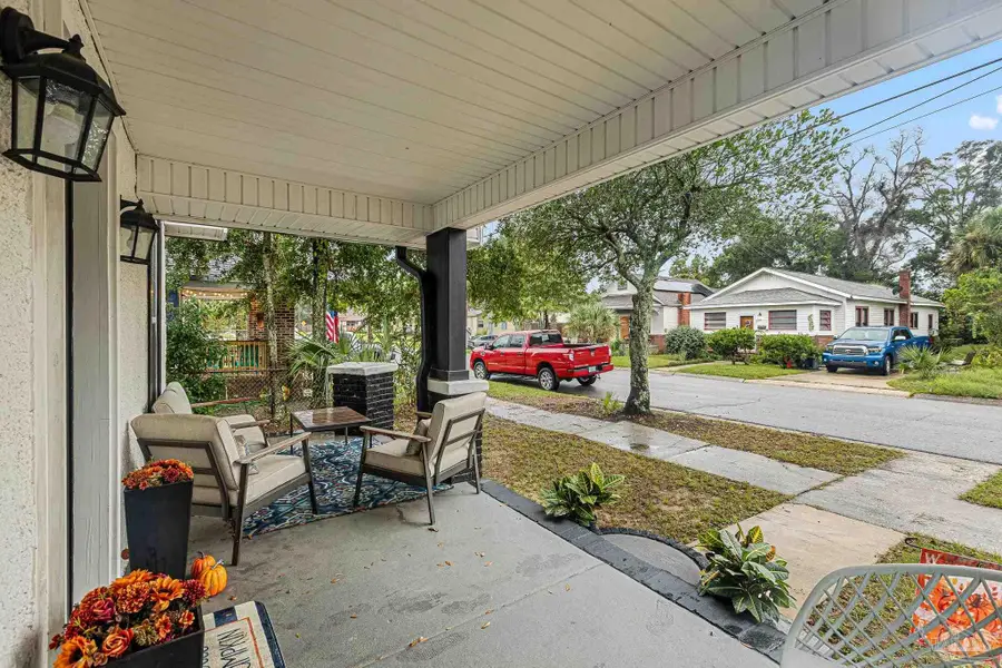 216 N B St, Pensacola, FL 32502 - Image #2