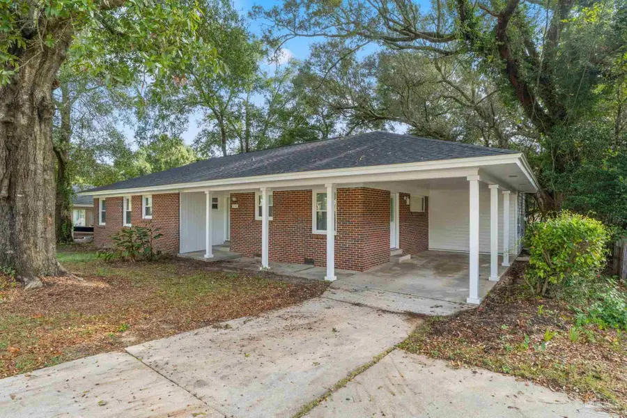 4252 Acacia Dr, Pensacola, FL 32503 - Image #2