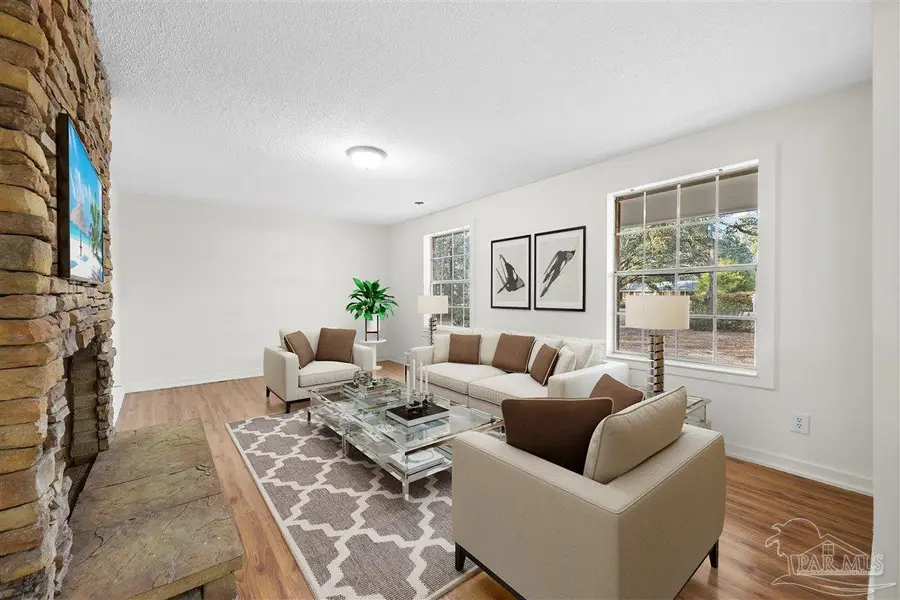 6127 Cherokee Dr, Milton, FL 32570 - Image #3