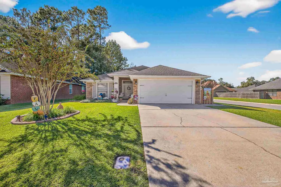 6065 Dunridge Dr, Pace, FL 32571 - Image #2