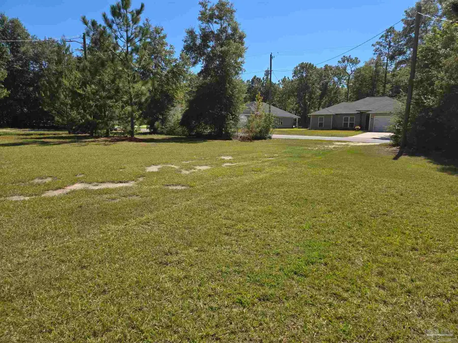 10028 Bellbrook Rd, Milton, FL 32583 - Image #3