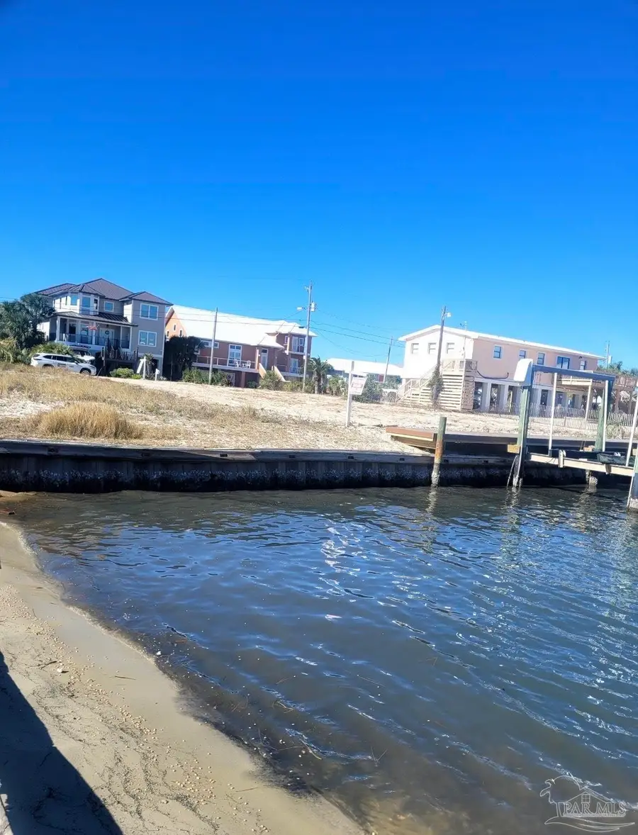 1428 Alabama St, Navarre Beach, FL 32566 - Image #2