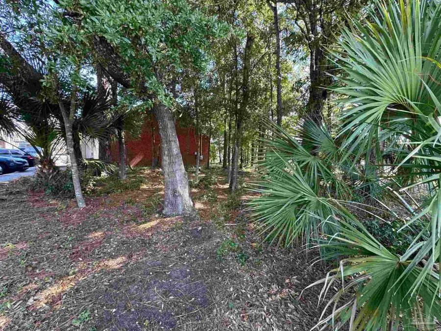 3298 Summit Blvd #1, Pensacola, FL 32503 - Image #2
