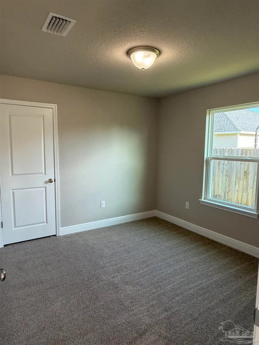 9699 Angel Oak Dr, Pensacola, FL 32526 - Image #3