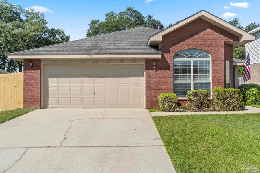 576 Edith Ln, Pensacola, FL 32534 - Image #2