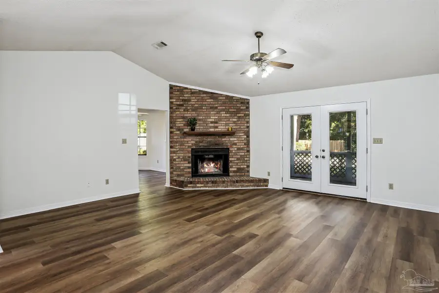 1328 Tiger Ln, Gulf Breeze, FL 32563 - Image #2