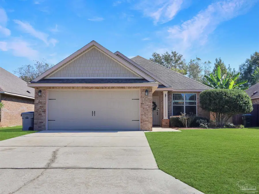 2586 Fiddlers Cir, Cantonment, FL 32533 - Image #3