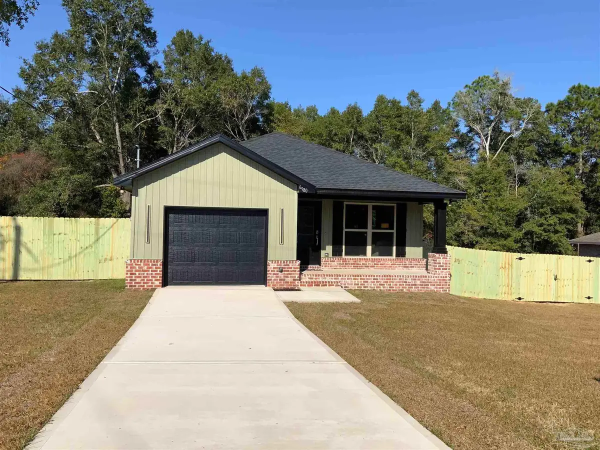 6980 Trailride N, Milton, FL 32570 - #1