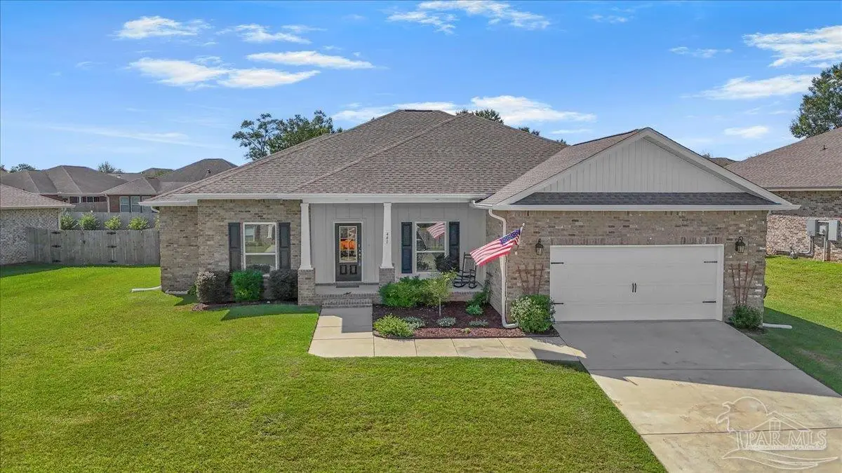 441 Broadleaf Cir, Cantonment, FL 32533 - Image #1