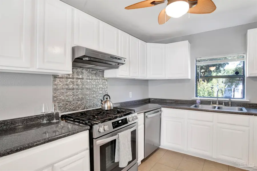 21 N Harris St, Pensacola, FL 32507 - Image #3