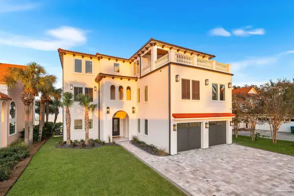 28 Baybridge Dr, Gulf Breeze, FL 32561