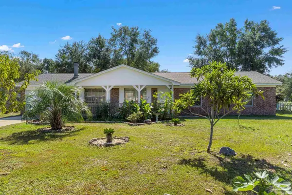 5301 E Avenida De Golf, Pace, FL 32571