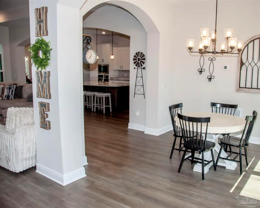 6489 Gentle Rain Dr, Milton, FL 32570 - Image #2