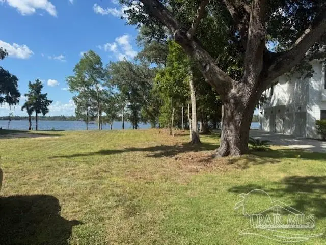 7586 Old Bay Pointe Rd, Milton, FL 32583 - Image #2