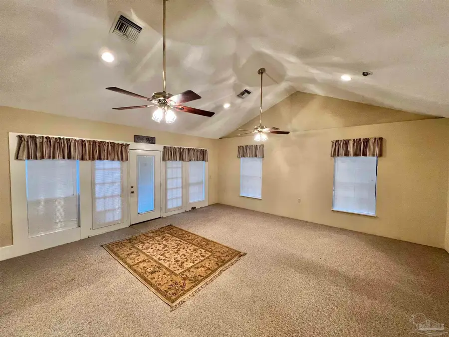 302 Brookwood Rd, Atmore, AL 36502 - Image #2