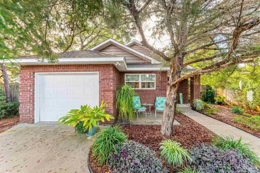 5813 Congress Ct, Gulf Breeze, FL 32563 - Image #2